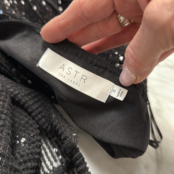 ASTR Black Dolman Sleeve Sequined Mini Dress with Open Back Size Small - Picture 5 of 16